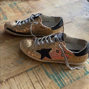 Golden Goose Superstar gold and black glitter 39